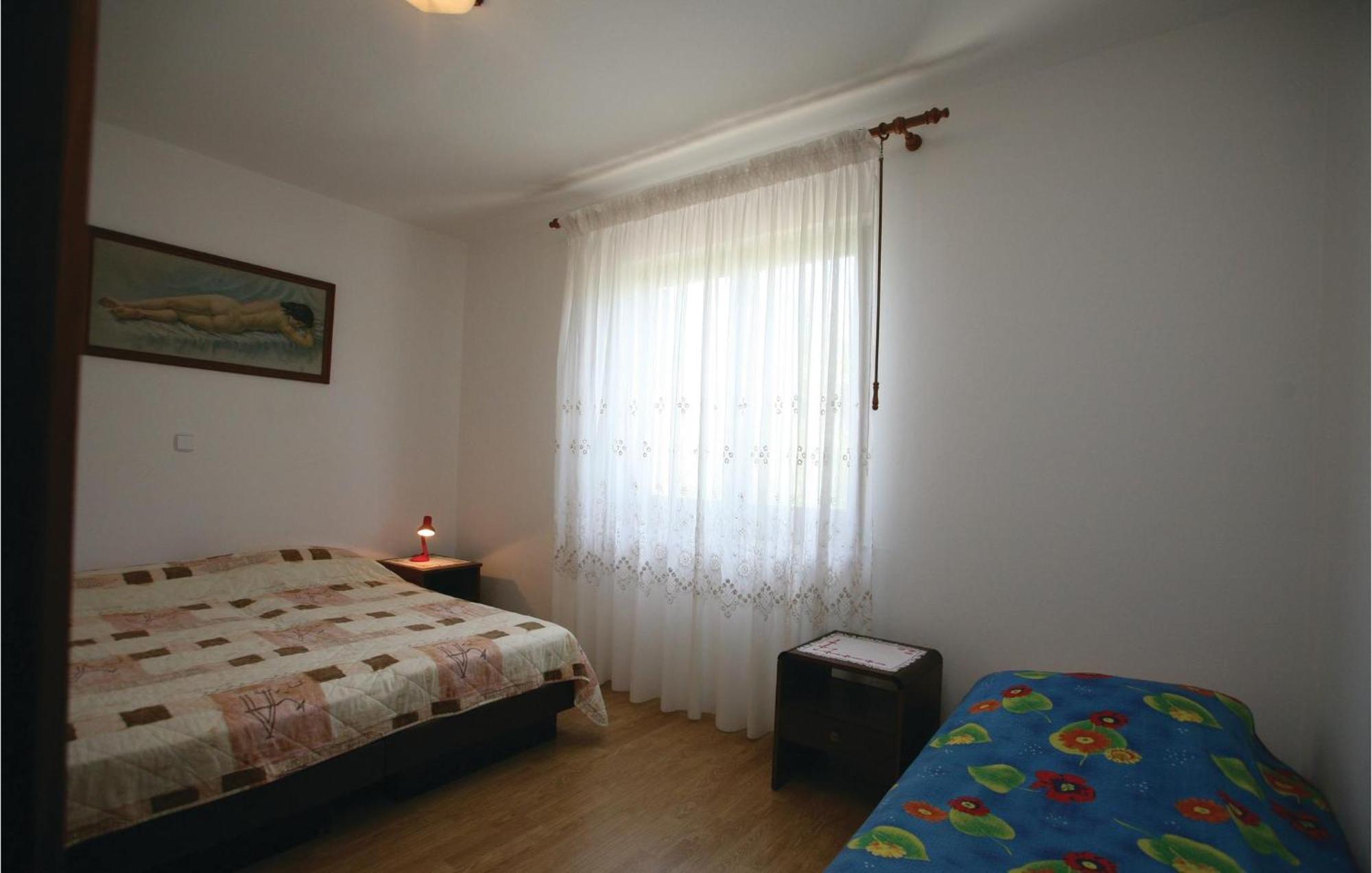 2 Bedroom Gorgeous Apartment In Labin Raša Zewnętrze zdjęcie