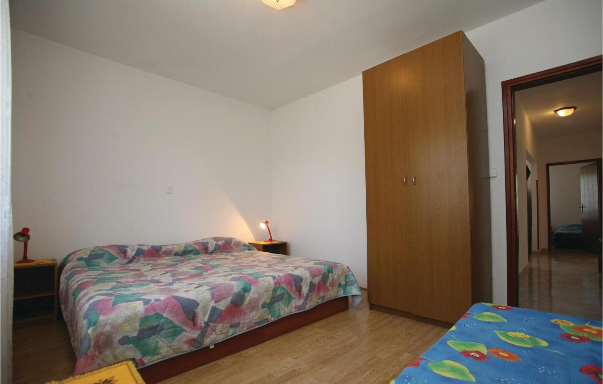 2 Bedroom Gorgeous Apartment In Labin Raša Zewnętrze zdjęcie